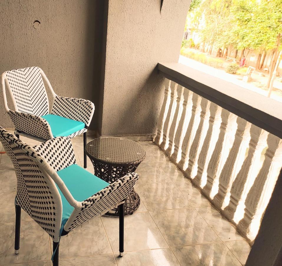Ferienwohnung The Leneade Abuja Exterior foto