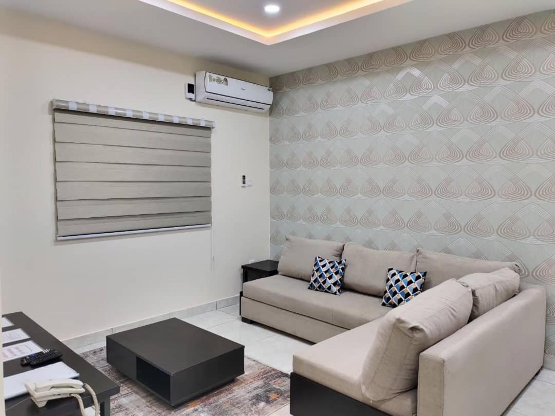 Ferienwohnung The Leneade Abuja Exterior foto