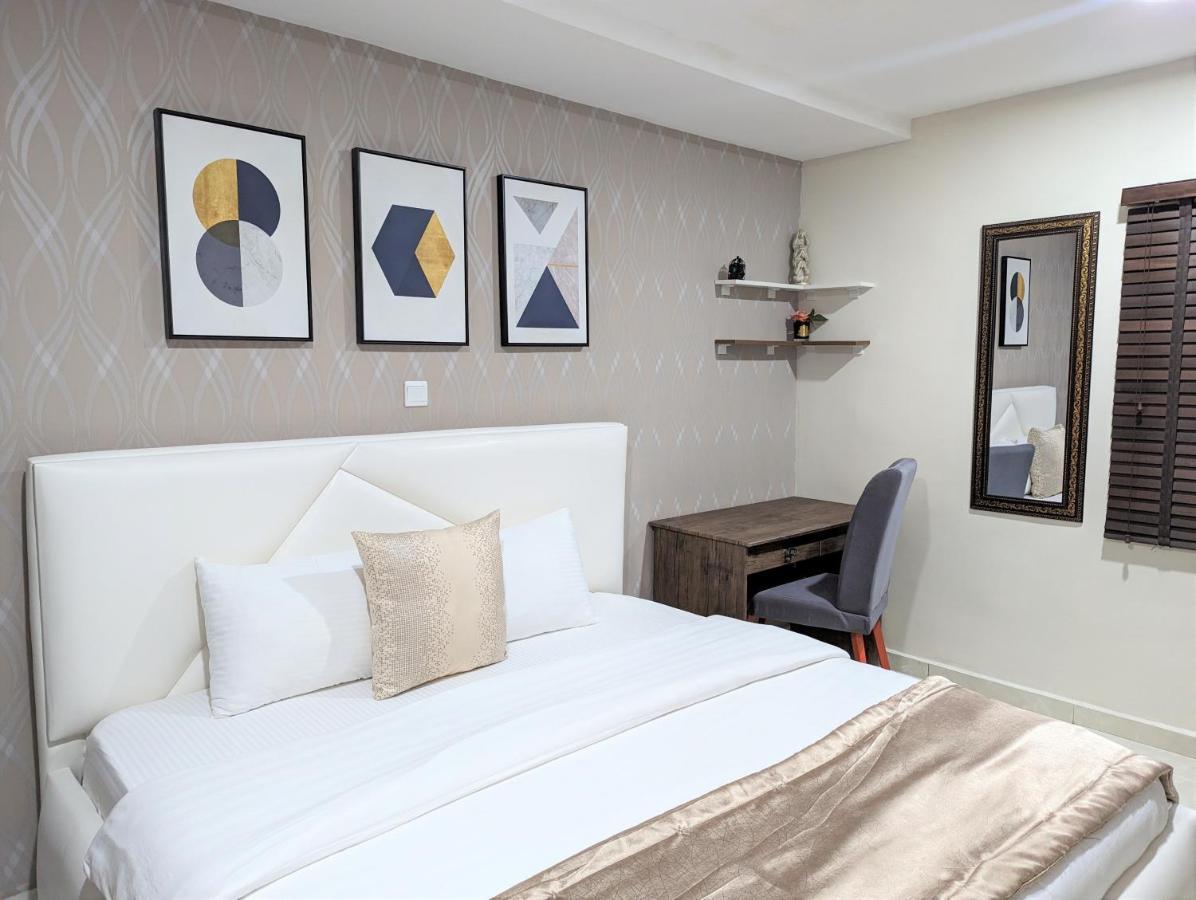 Ferienwohnung The Leneade Abuja Exterior foto