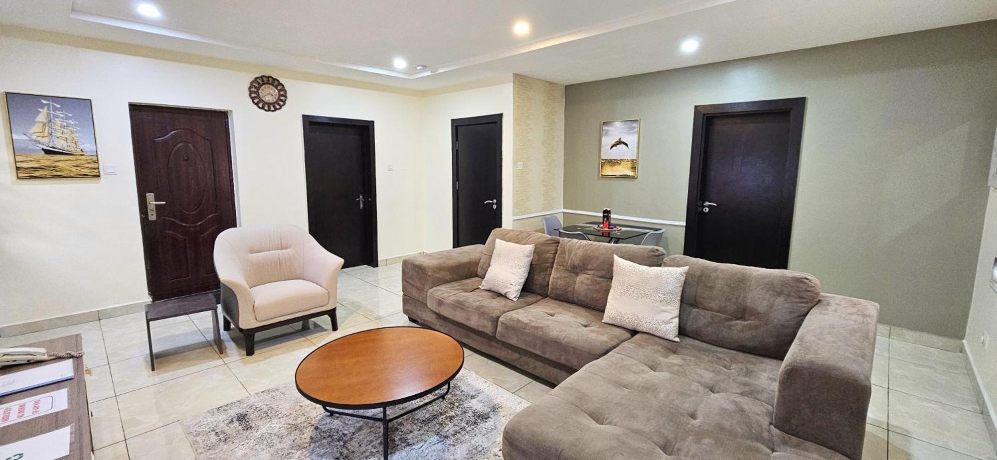 Ferienwohnung The Leneade Abuja Exterior foto
