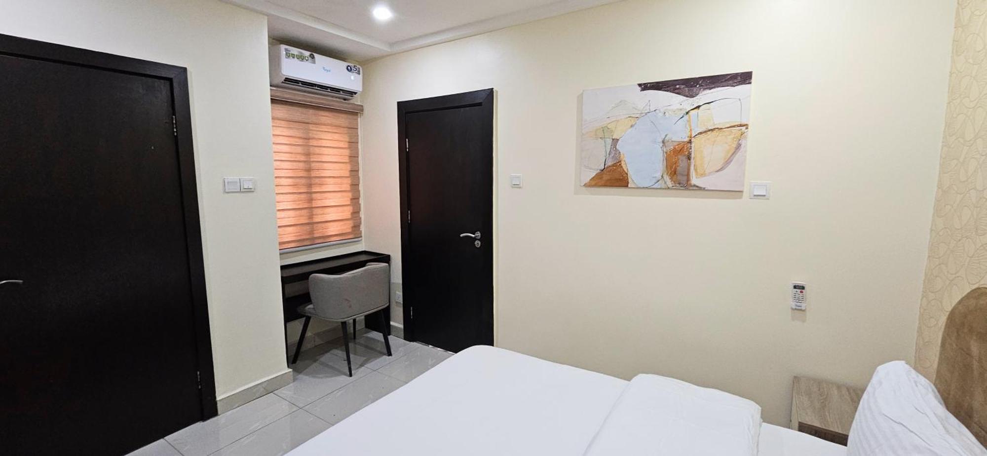 Ferienwohnung The Leneade Abuja Exterior foto