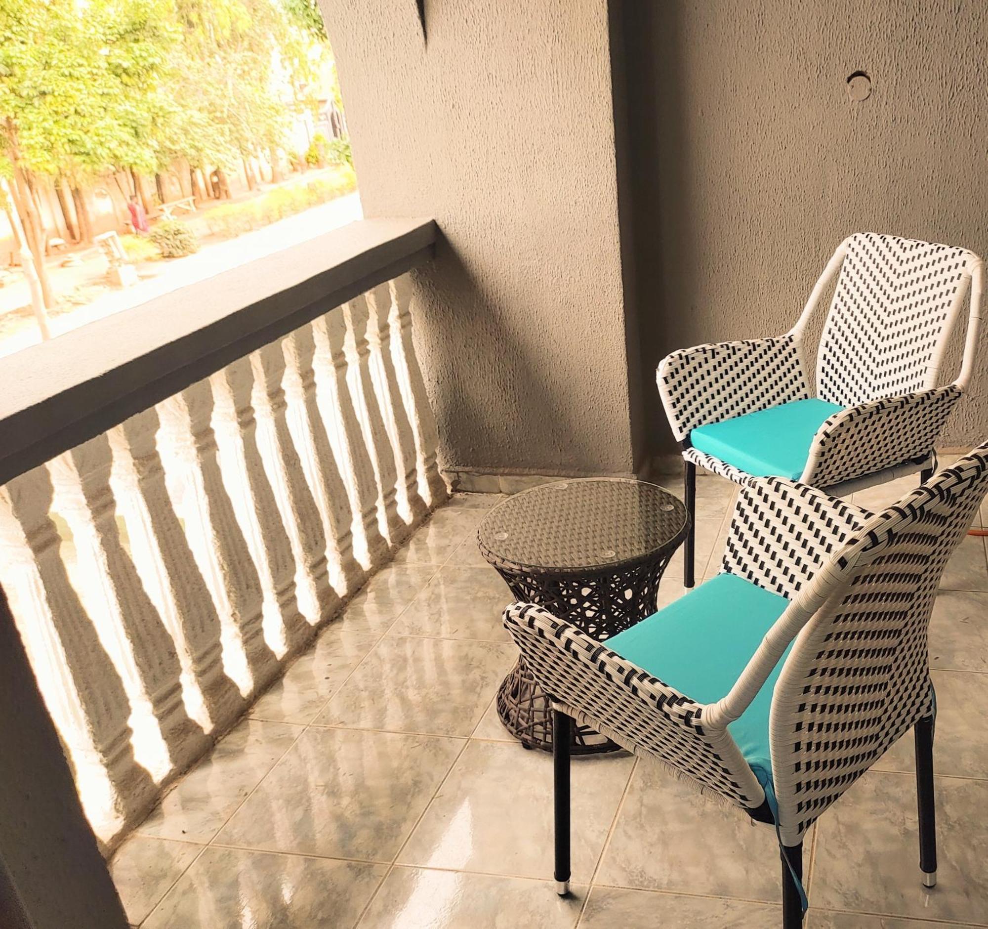 Ferienwohnung The Leneade Abuja Exterior foto