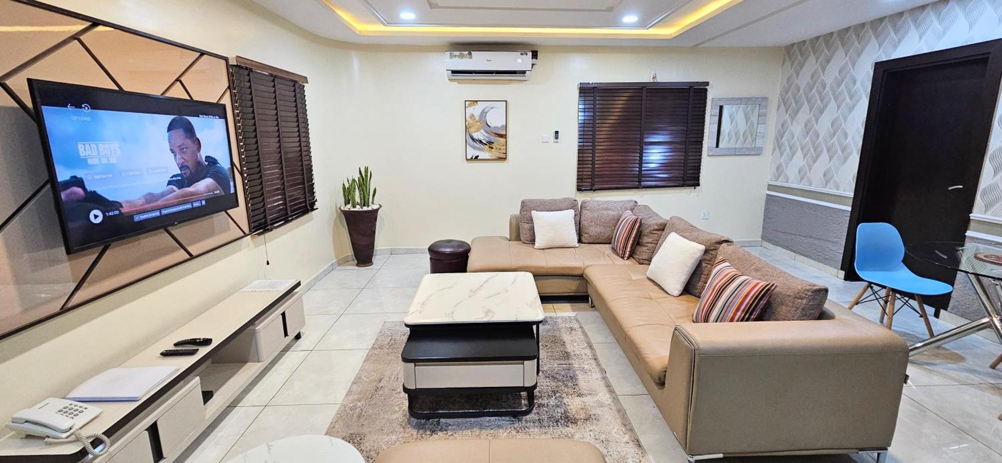Ferienwohnung The Leneade Abuja Exterior foto